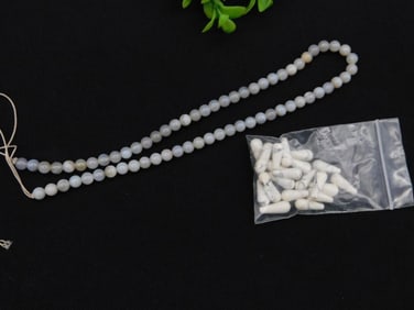 BEADS ROCK STONE LAPIDARY SPECIMEN