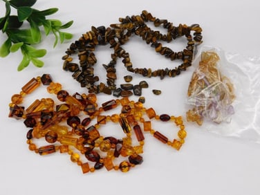 BEADS ROCK STONE LAPIDARY SPECIMEN