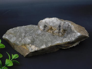AMETHYST ROCK STONE LAPIDARY SPECIMEN
