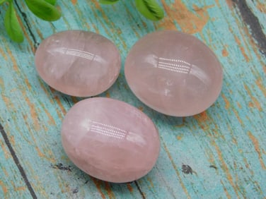 ROSE QUARTZ ROCK STONE LAPIDARY SPECIMEN