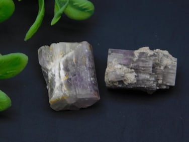 PURPLE ARAGONITE ROCK STONE LAPIDARY SPECIMEN