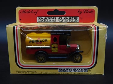 Days Gone Pennzoil Tanker Model by Lledo