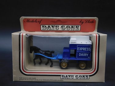 Models of Days Gone Express Dairy Wagon by Lledo