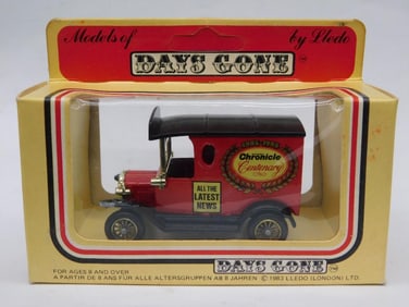 Days Gone Lledo Model Volkswagen Van in Original Box