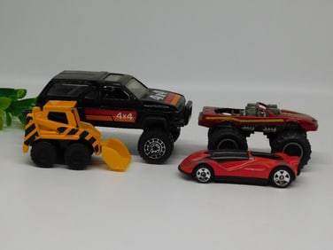4 Diecast and Plastic Toy Vehicles
