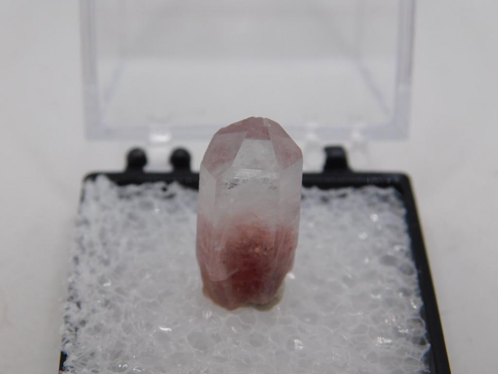 QUARTZ WITH HEMATITE INCL. ROCK STONE LAPIDARY SPECIMEN: QUARTZ WITH HEMATITE INCL. ROCK STONE LAPIDARY SPECIMEN