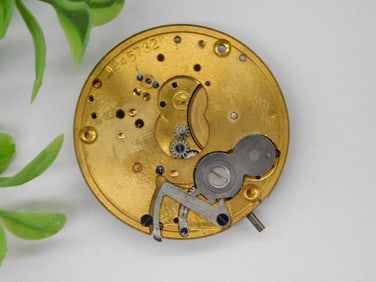 Gold-Colored Vintage Watch Movement with Serial Number WATCHMAKER WATCHMAKING TOOLS