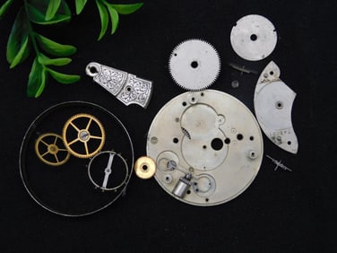 Vintage Watch Movement Parts for Repair or Craft WATCHMAKER WATCHMAKING TOOLS