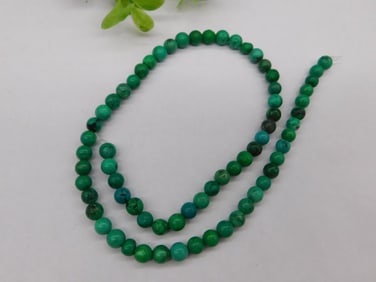 Green Stone Beads Rock Stone Lapidary Specimen