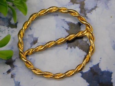 Gold-Tone Twisted Rope Pendant