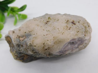 Agate Stone With Rough Exterior ROCK STONE LAPIDARY SPECIMEN