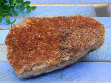 VANADINITE ROCK STONE LAPIDARY SPECIMEN