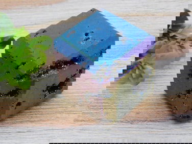 DRUZY TITANIUM CUBE ROCK STONE LAPIDARY SPECIMEN