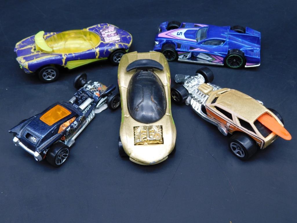 Lot of 5 Hot Wheels Cars Assorted Makes and Models (1 of 8)