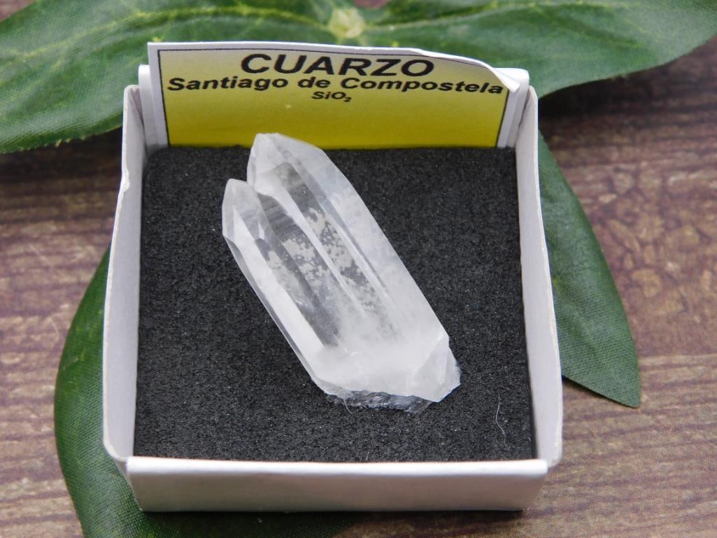 QUARTZ ROCK STONE LAPIDARY SPECIMEN: QUARTZ ROCK STONE LAPIDARY SPECIMEN