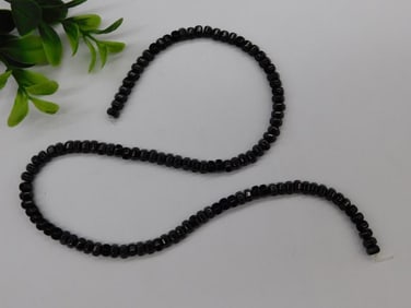 STONE BEADS ROCK STONE LAPIDARY SPECIMEN