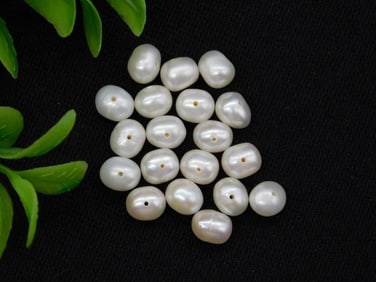 PEARLS ROCK STONE LAPIDARY SPECIMEN