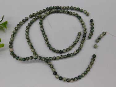 STONE BEADS ROCK STONE LAPIDARY SPECIMEN