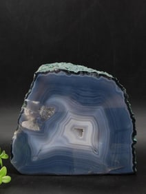 BLUE BANDED AGATE ROCK STONE LAPIDARY SPECIMEN