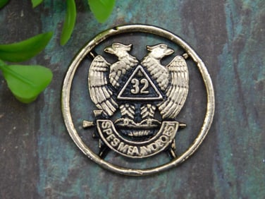 CUT COIN COLLECTIBLE
