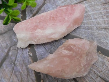 ROSE QUARTZ ROCK STONE LAPIDARY SPECIMEN