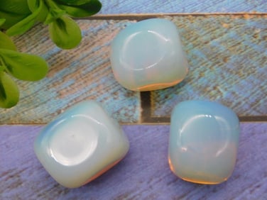OPALITE ROCK STONE LAPIDARY SPECIMEN