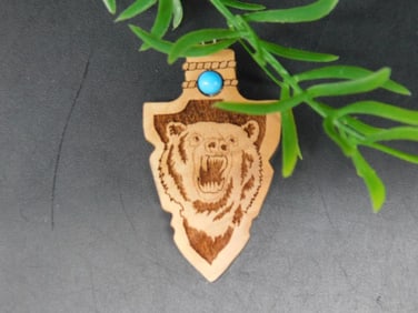 WOODEN BEAR PENDANT ROCK STONE LAPIDARY SPECIMEN