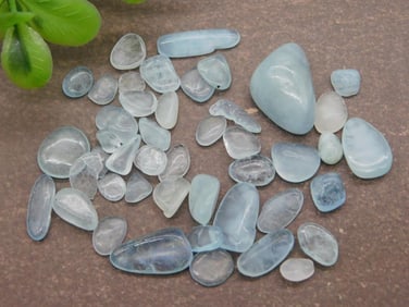 AQUAMARINE ROCK STONE LAPIDARY SPECIMEN