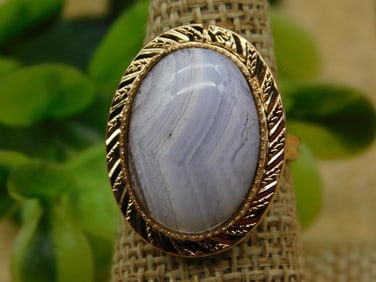 BLUE LACE AGATE RING ROCK STONE LAPIDARY SPECIMEN