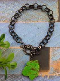 GENUINE STONE PENDANT ON CHAIN BRACELET
