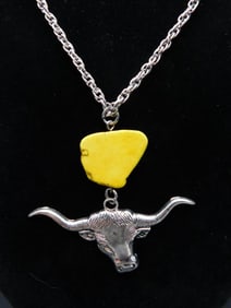 COW HEAD AND STONE PENDANT ON CHAIN NECKLACE ROCK STONE LAPIDARY SPECIMEN