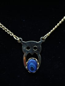 ABALONE OWL PENDANT ON CHAIN NECKLACE ROCK STONE LAPIDARY SPECIMEN