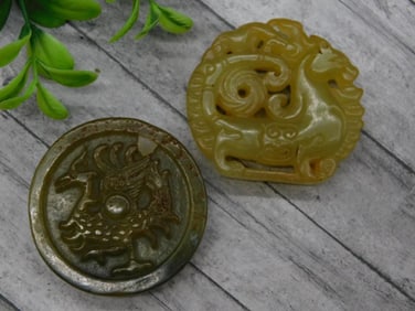 CARVED JADE ROCK STONE LAPIDARY SPECIMEN