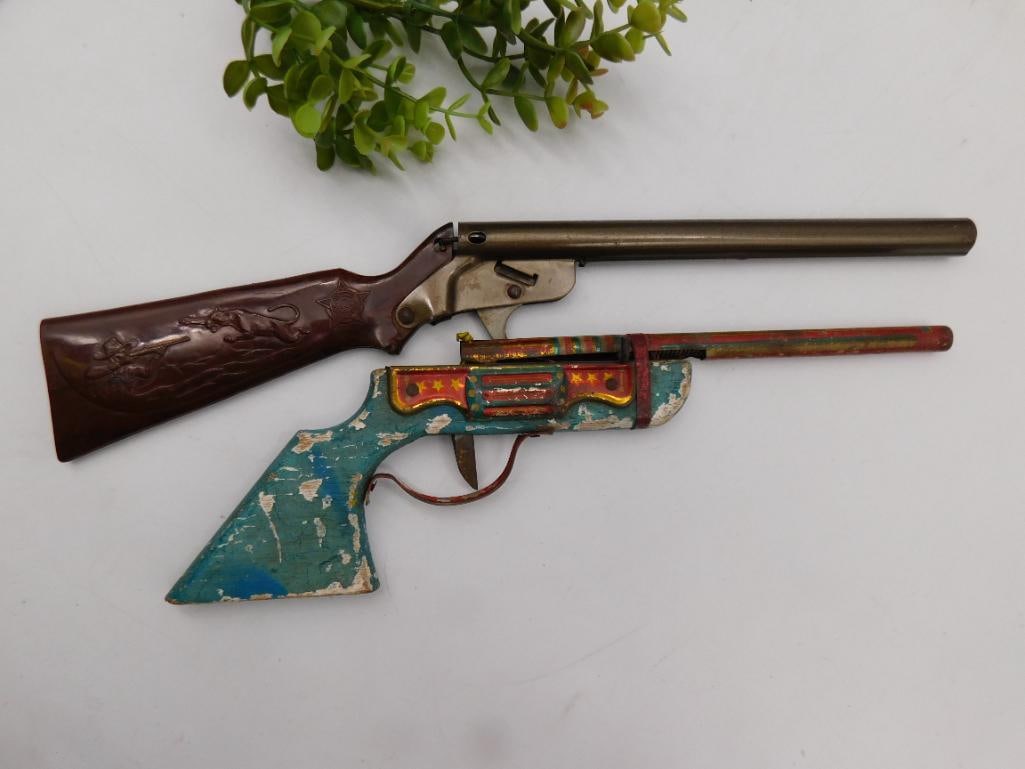 Vintage Toy Guns: Decorative and Ornamental Set: Vintage Toy Guns: Decorative and Ornamental Set