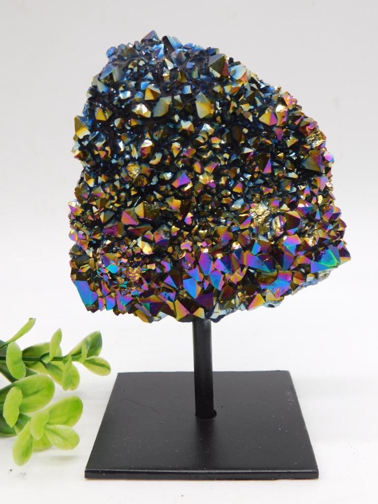 TITANIUM AMETHYST DISPLAY ROCK STONE LAPIDARY SPECIMEN: TITANIUM AMETHYST DISPLAY ROCK STONE LAPIDARY SPECIMEN