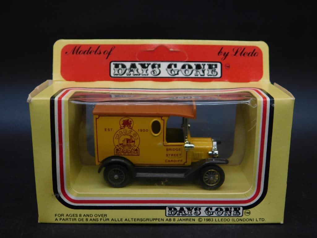 Days Gone Model Van by Lledo in Original Packaging (1 of 2)