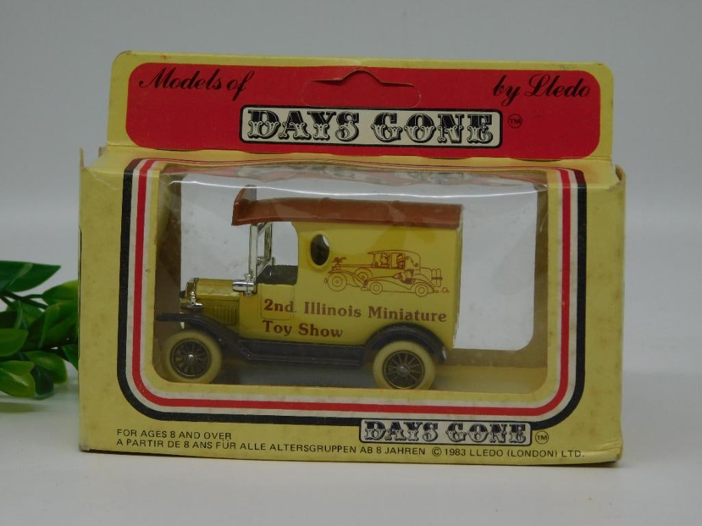 Days Gone ?2nd Illinois Miniature Toy Show? Model Van: Days Gone ?2nd Illinois Miniature Toy Show? Model Van