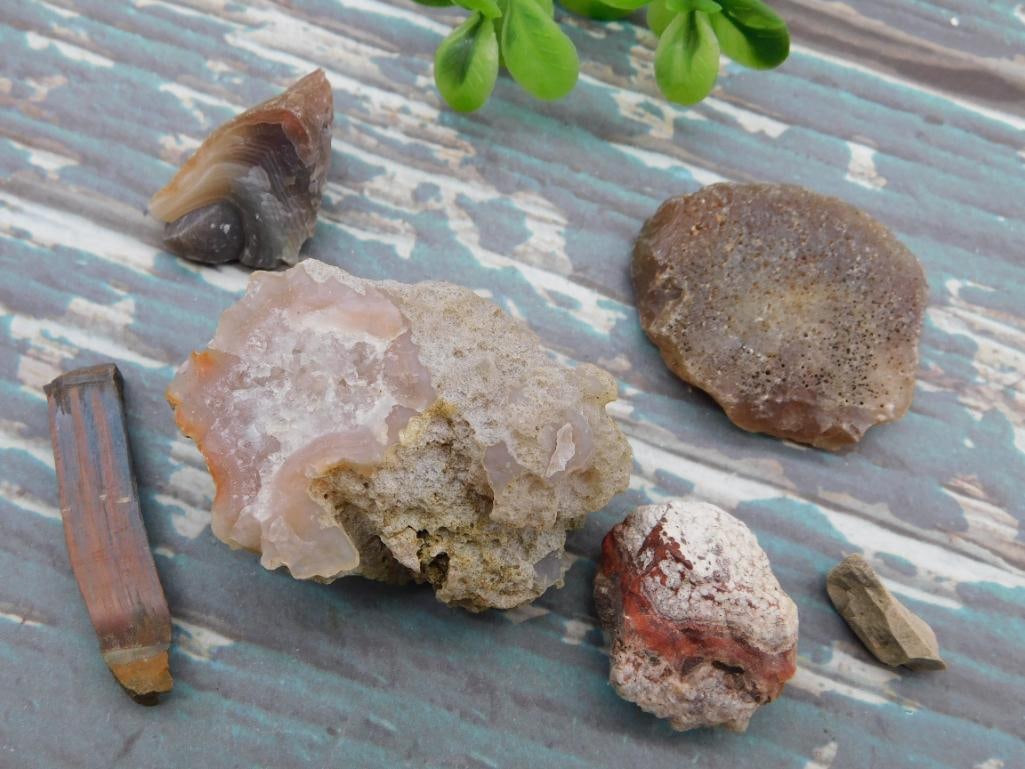 MIXED LOT ROCK STONE LAPIDARY SPECIMEN: MIXED LOT ROCK STONE LAPIDARY SPECIMEN