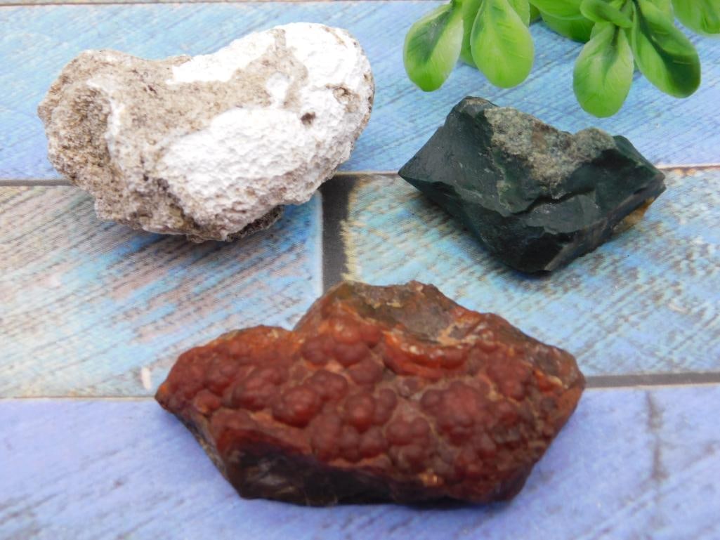 MIXED LOT ROCK STONE LAPIDARY SPECIMEN: MIXED LOT ROCK STONE LAPIDARY SPECIMEN