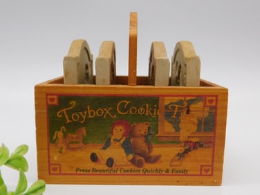 Vintage Toybox Cookie Fit Molds with Box