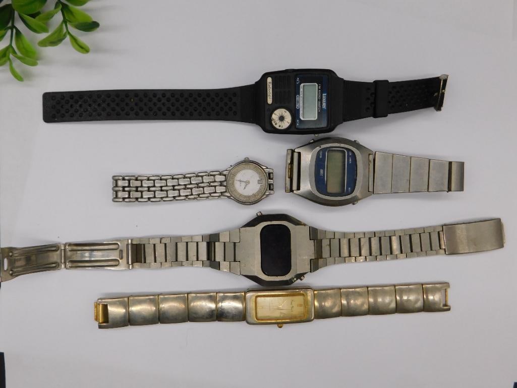 5 Vintage Watches With Various Designs and Bands WATCHMAKER WATCHMAKING TOOLS: 5 Vintage Watches With Various Designs and Bands WATCHMAKER WATCHMAKING TOOLS