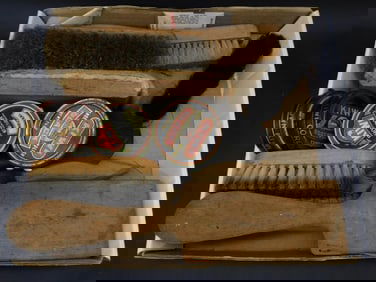 Vintage Shoe Polishing Kit With Brushes and Kiwi Polish Tins WATCHMAKER WATCHMAKING TOOLS