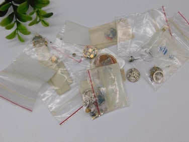 Watch Parts and Movements in Bagged Lots WATCHMAKER WATCHMAKING TOOLS