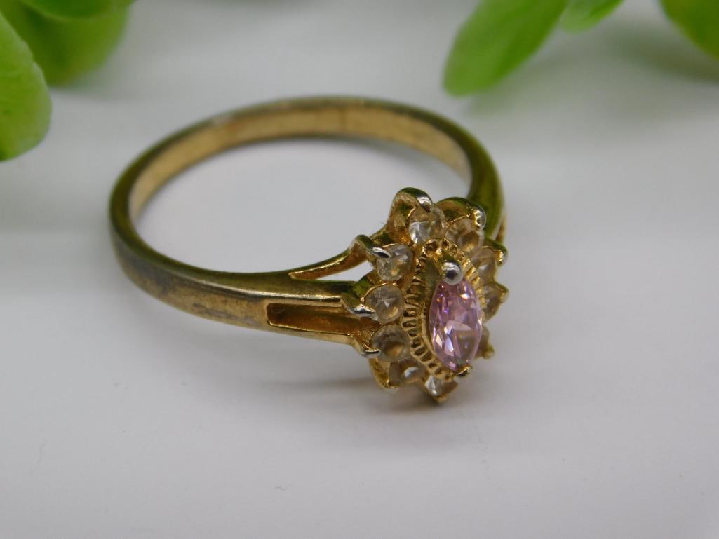 Gold-tone Ring With Pink and Clear Stones: Gold-tone Ring With Pink and Clear Stones