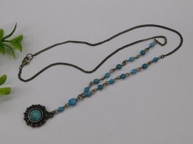 Vintage-Style Necklace with Turquoise Beads and Pendant