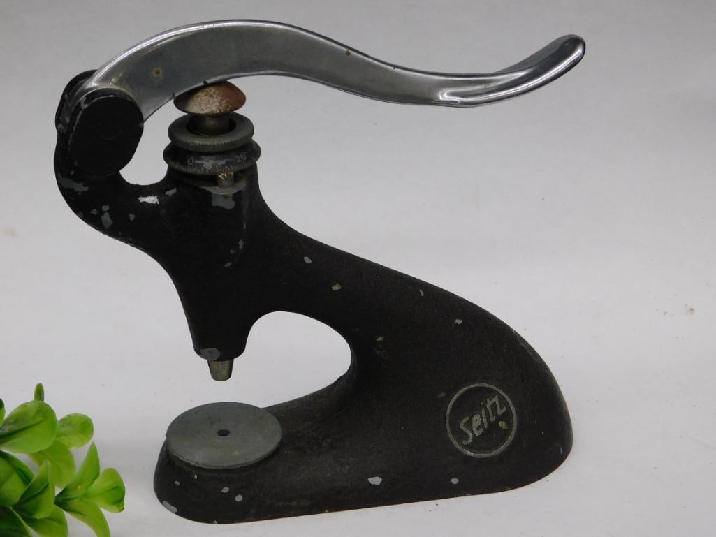 Vintage Cast Iron Seitz Staking Tool WATCHMAKER WATCHMAKING TOOLS: Vintage Cast Iron Seitz Staking Tool WATCHMAKER WATCHMAKING TOOLS