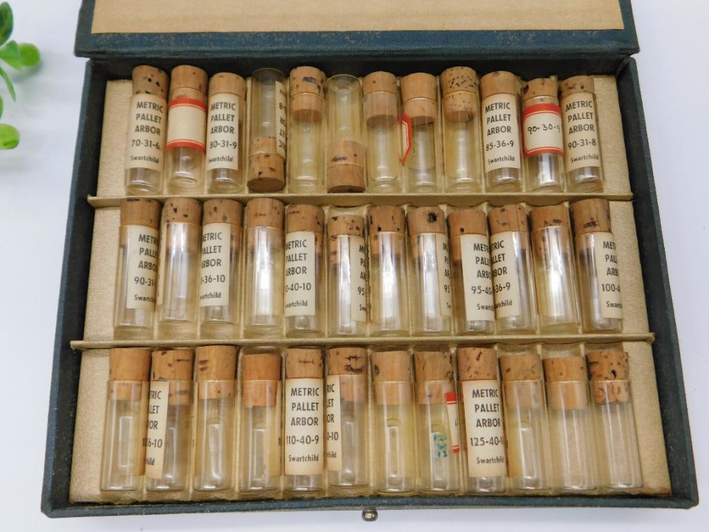 Vintage Metric Pallet Arbor Assortment in Box Watchmaker Watchmaking Tools: Vintage Metric Pallet Arbor Assortment in Box Watchmaker Watchmaking Tools