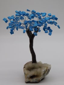 STONE TREE ROCK STONE LAPIDARY SPECIMEN