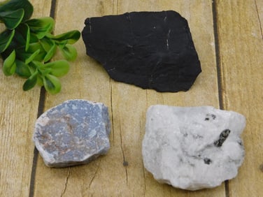 MIXED ROUGH LOT ROCK STONE LAPIDARY SPECIMEN