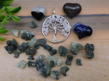 MIXED LOT ROCK STONE LAPIDARY SPECIMEN